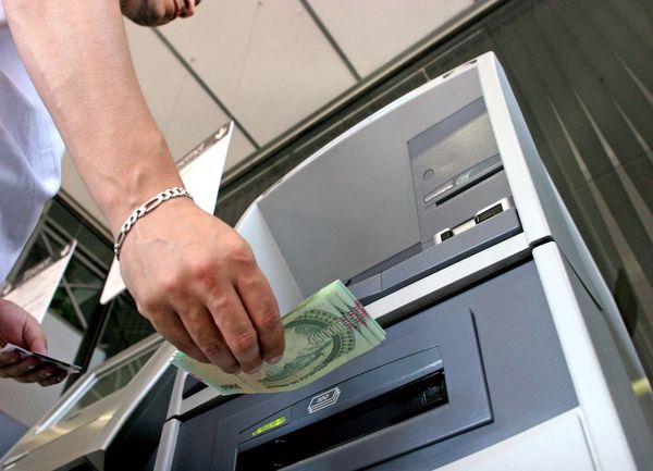 CAH: 10 mil personas ingresaron al sistema financiero