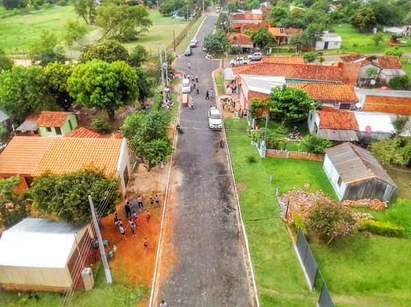 Inauguran obras viales en Santani