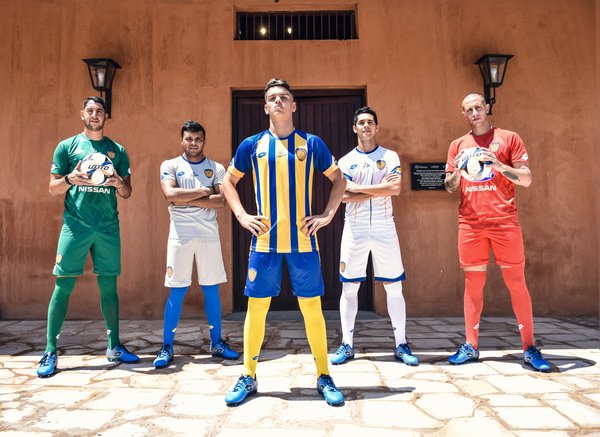 Sportivo Luqueño presenta sus nuevas camisetas