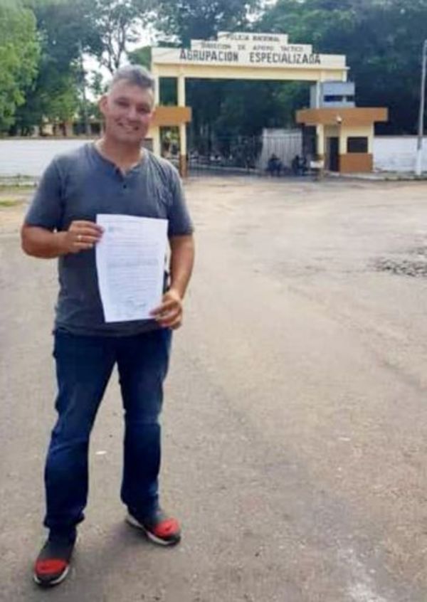 Fiscalía y Senad nuevamente liberan a un policía que estaba preso por error