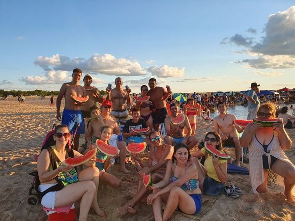 Villa Florida: Paisaje, camping y playa
