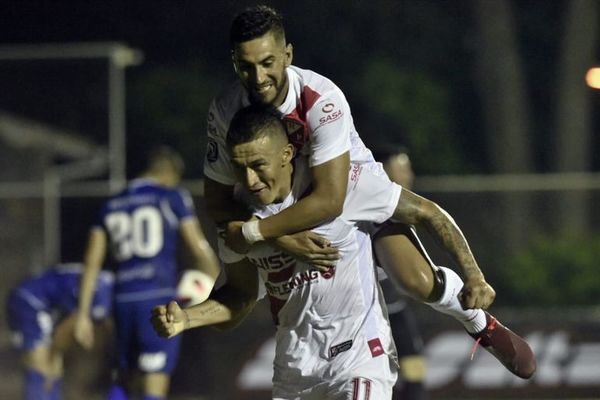 La primera sonrisa es del Kelito - Fútbol - ABC Color