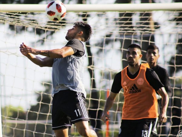 Samudio queda fuera y Tito Torres será titular