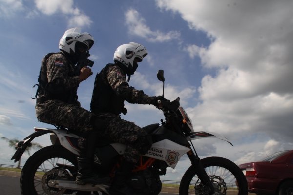 Hieren a dos agentes del Grupo Lince durante una persecución - ADN Paraguayo