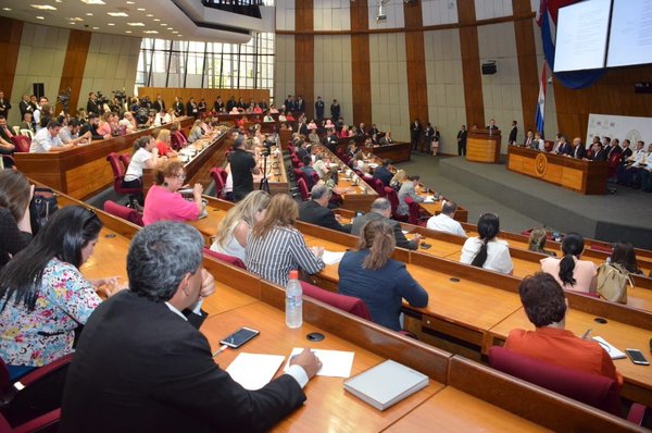 Financiamiento político: bancada de Añetete se reunirá la próxima semana » Ñanduti