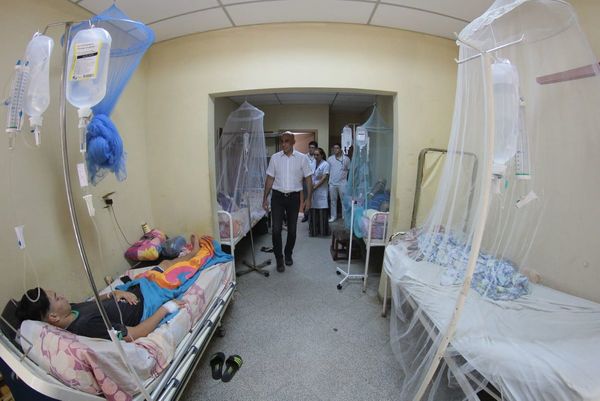 Cuadros febriles: extienden horario de consultas en Hospital de Villa Elisa