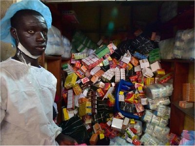 África se moviliza contra el tráfico de medicamentos falsificados