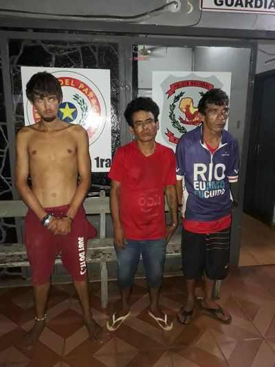 Tres detenidos al intentar violentar una casilla en el microcentro - ABC en el Este - ABC Color