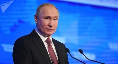 Putin anuncia un archivo para «tapar las sucias bocas» de los que intenta reescribir la historia | .::Agencia IP::.