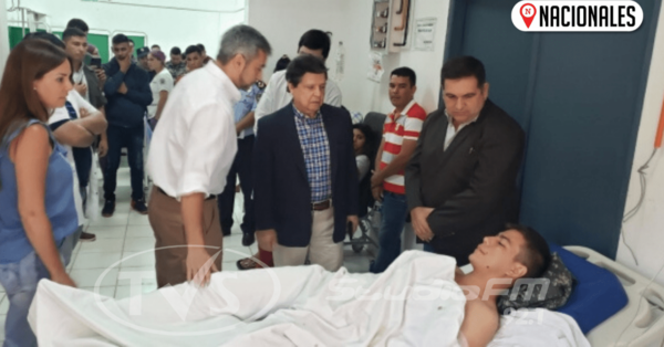 Presidente Mario Abdo y Ministro Euclides Acevedo brindan apoyo a agentes Linces heridos