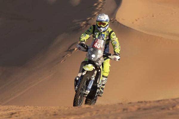 Un motociclista del Dakar sigue en cuidados intensivos - Automovilismo - ABC Color