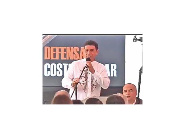 Víctor Ríos dijo que bromeó sobre su halago al mandatario