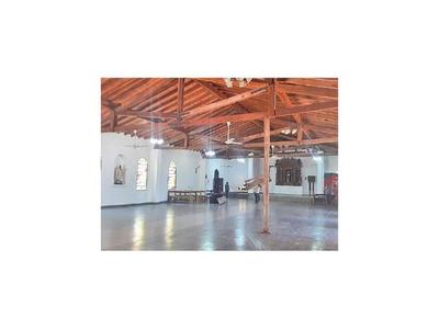 Iglesia  Santa Rosa está con  peligro de derrumbe del techo