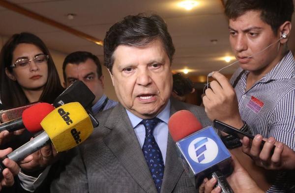 Fuga en PJC: Ni siquiera usaron el túnel; salieron por los portones, a la vista de todos, según Acevedo - ADN Paraguayo