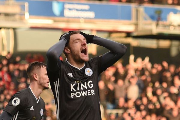 Vardy falla un penal en caída del Leicester  - Fútbol - ABC Color