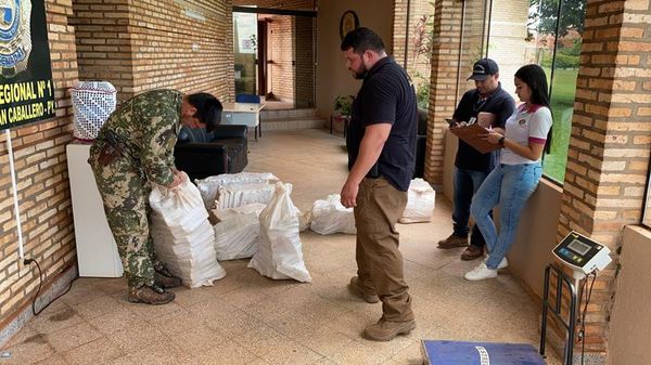 Incautan cargamento de marihuana marroquí en Capitán Bado - Nacionales - ABC Color