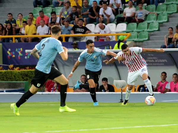 Paraguay cae ante Uruguay en su estreno en el Preolímpico