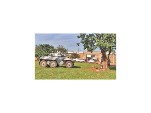 Resguardo militar no fue obstáculo alguno