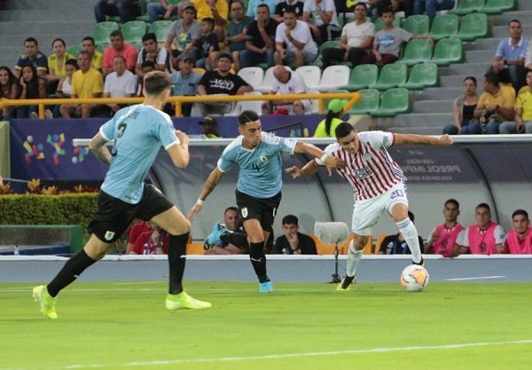 Paraguay cae ante Uruguay en su debut en el Preolímpico