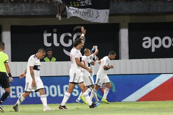“Tetracampeón” inició con el pie derecho el Apertura - ADN Paraguayo