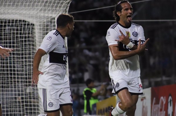 Con intervención del VAR, Olimpia gana a General Díaz y va en busca del pentacampeonato | Noticias Paraguay