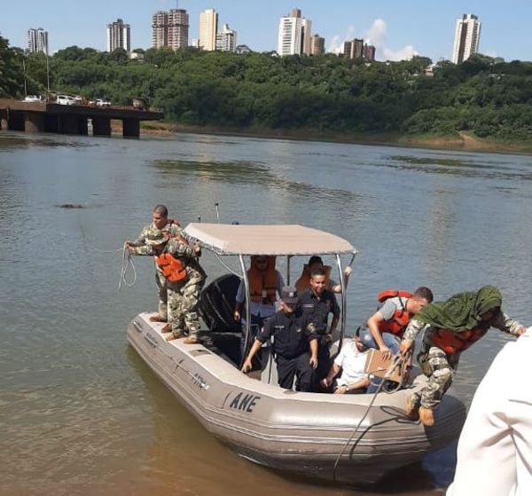 Matan a brasileño y arrojan su cuerpo al río Paraná  - ABC en el Este - ABC Color