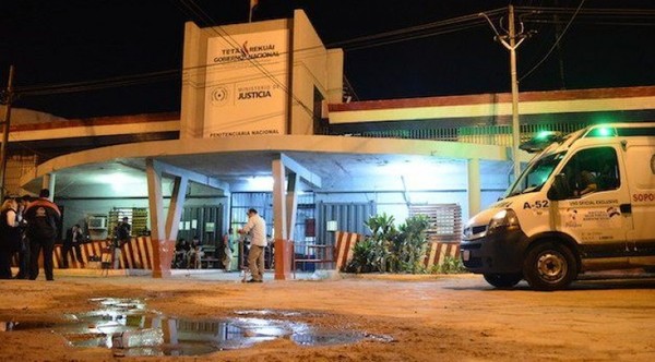Reportan amotinamiento en los penales de Tacumbú y Ciudad del Este. » Ñanduti