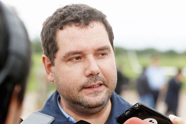 Renunció Hugo Volpe a Viceministerio tras acusaciones de corrupción