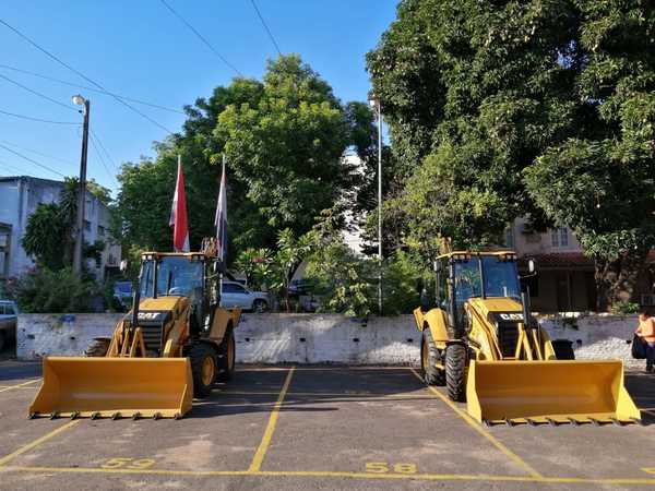 Essap invierte en adquisición de maquinarias para obras de agua potable y alcantarillado sanitario | .::PARAGUAY TV HD::.