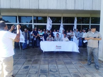 Itaipú: Sitrande expresa rechazo a negociador asignado por Ejecutivo