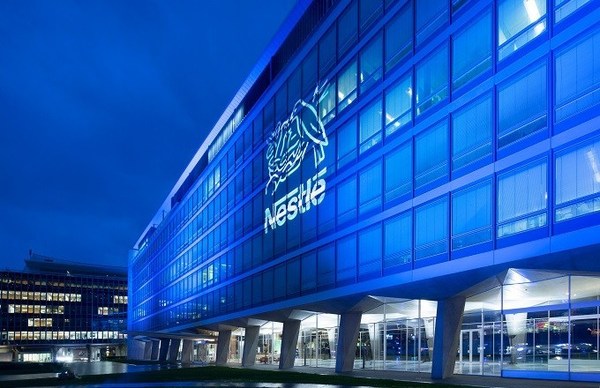 Nestlé invertirá 1.800 millones de euros para crear mercado de plástico reciclado