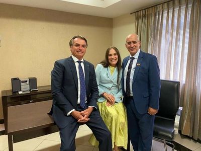 Actriz de telenovelas negocia con Bolsonaro dirección de Cultura de Brasil