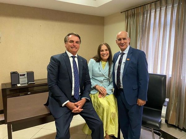 Actriz de telenovelas negocia con Bolsonaro dirección de Cultura de Brasil