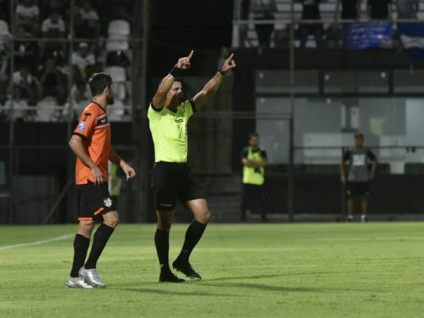 Debutó el VAR: jugada a jugada - Fútbol - ABC Color