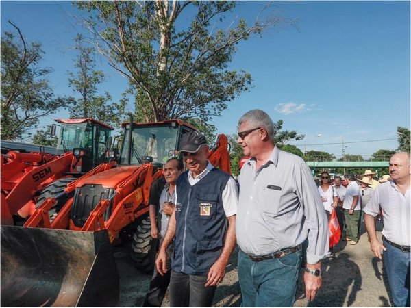 Se completa equipo de trabajo para negociar Tratado de Itaipú