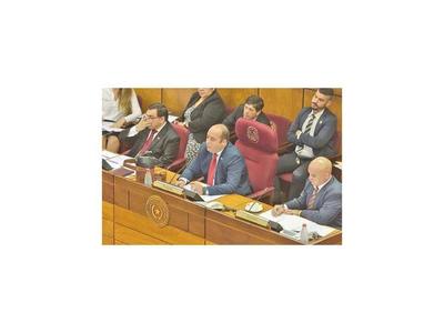 Comisión Permanente llama a ministros para informe