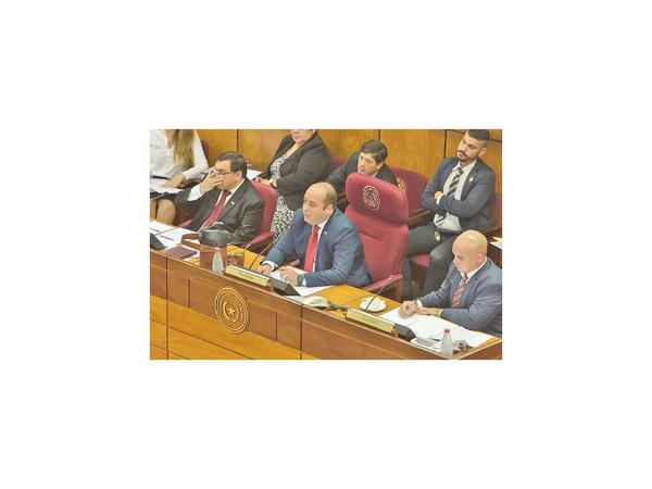 Comisión Permanente llama a ministros para informe