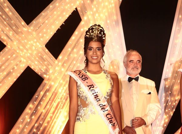 Elección de Reinas del club Náutico San Bernardino