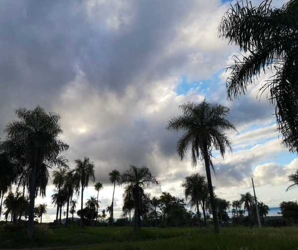 Precipitaciones con ocasionales tormentas eléctricas