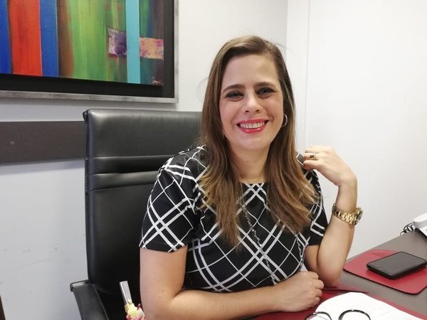 Kattya González: “Es una vergüenza” que reunión de legisladores con ministros sobre fuga en Pedro Juan sea privada - ADN Paraguayo