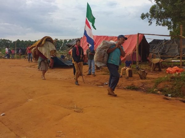 Campesinos abandonan predio en Repatriación tras acuerdo