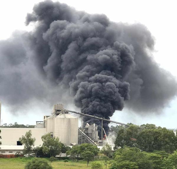 Se registra principio de incendio en planta del INC