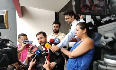 HOY / El bolígrafo regalado por el abogado de Minotauro: 'Ni se cuánto cuesta' dice Volpe