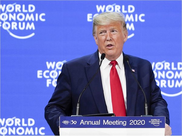 Trump alerta contra los "profetas de la fatalidad" climática