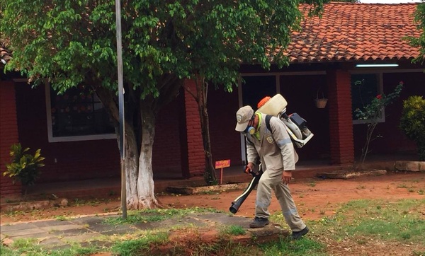 MEC y SENEPA inician trabajos de fumigación de escuelas antes de inicio de clases