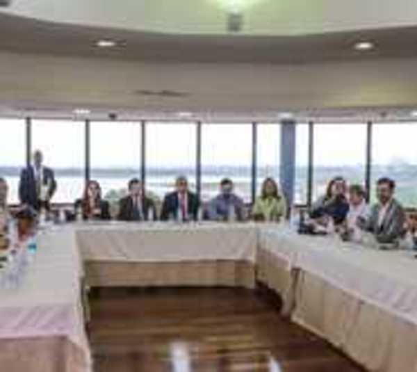 Autoridades declararon ante legisladores - Paraguay.com