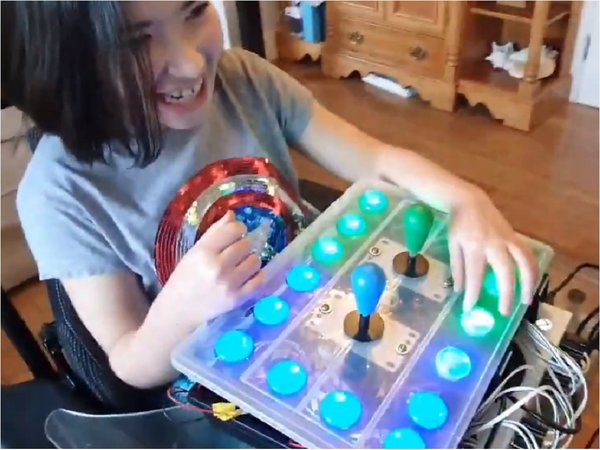 Adaptó control para que su hija con discapacidad pueda jugar Legend of Zelda