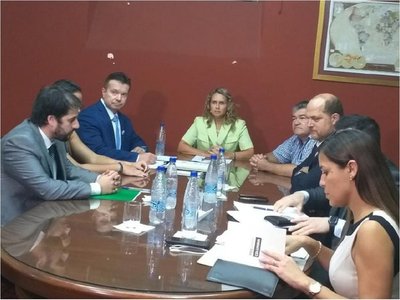 Seprelad tira al TSJE y partidos  el fardo de control del financiamiento