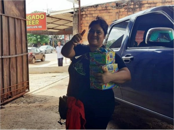 Vendedora de caramelos sueña con festejar cumple de su hijito