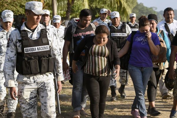 México intenta disuadir a migrantes de cruzar ilegalmente a su territorio